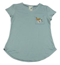 Světlemodré tričko s kytičkou a motýlkem 