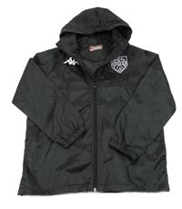 Černá šusťáková nepromokavá sportovní bunda se znakem a ukrývací kapucí Kappa