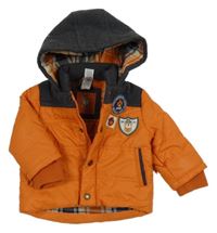 Cihlovo-tmavošedá šusťákovo/flaušová zateplená bunda s nášivkami a kapucí C&A