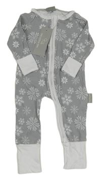 Nové - Šedo-bílý overal s vločkami 