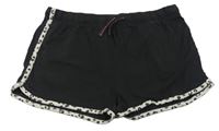Černo-bílé kraťasy se vzorem zn. M&S