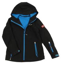 Černá softshellová bunda s nášivkou a kapucí TROLLKIDS