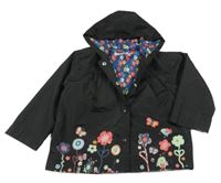 Černá šusťáková jarní bunda s květinami a kapucí