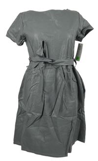 Nové - Dámské šedé koženkové šaty s páskem Miss One 