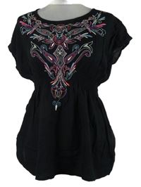 Dámská černá halenka s výšivkou Atmosphere