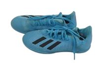 Modré vzorované koženkové sálovky Adidas vel. 33