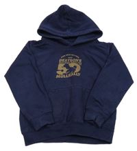 Tmavomodrá mikina s nápisy a kapucí 