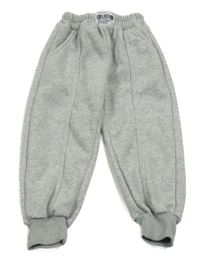 Šedé melírované tepláky s nášivkou