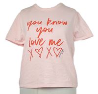 Dámské růžové crop tričko s nápisem Gossip Girl Primark