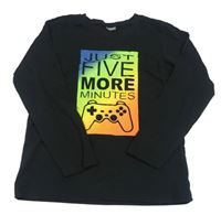 Černé triko s nápisem