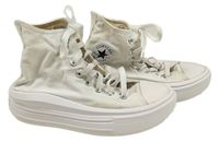 Bílé kotníkové plátěnky na platformě Converse vel.38