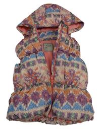 Béžovo-barevná vzorovaná šusťáková zateplená vesta s kapucí Next