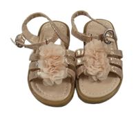 Světlerůžové páskové sandály s květy vel.21
