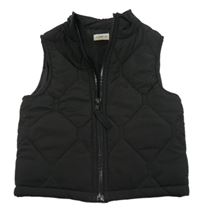 Černá prošívaná šusťáková zateplená vesta F&F