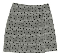 Černo-bílá kostkovaná sukně se srdíčky Primark