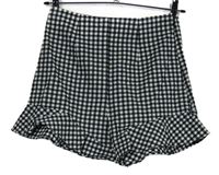 Dámské černo-bílé kostkované krepové sukňové kraťasy s volánky Zara 
