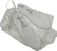 Nové - Dámské bílé plátěné nazouváky 