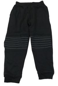 Černé tepláky s prošíváním - Batman