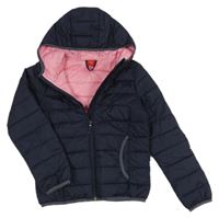 Tmavomodrá šusťáková prošívaná zateplená bunda s kapucí S. Oliver