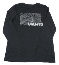 Tmavomodré triko s potiskem a  nápisem George