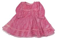 Růžové sametové šaty s květinou a flitry