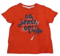 ČErvené tričko s nápisem a Spidermanem Marvel