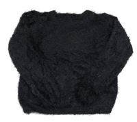Černý chlupatý svetr Pepperts