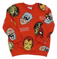 Červená mikina s hrdiny Marvel