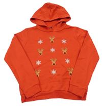 Červená mikina s vločkami a soby a kapucí C&A