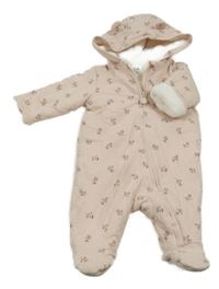 Růžová květovaná zateplená kombinéza s kapucí C&A