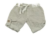 Hnědo-bílé pruhované plátěné kraťasy s traktory