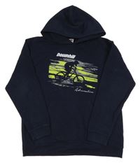 Tmavomodrá mikina s potiskem a kapucí Fruit of the Loom