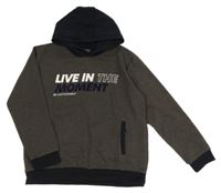 Hnědá vzorovaná mikina s nápisem a kapucí