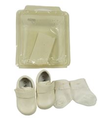 Nové - 2 set - smetanové koženkové boty + bílé ponožky s ozdobu 