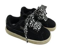 Černé semišové botasky s mašlí Puma vel.24