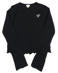 Černé žebrované crop triko se srdcem River Island