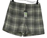 Nové - Dámské černo-bílé kostkované pletené kraťasy Primark 