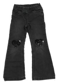 Černé flare džegíny se srdíčky z flitrů C&A