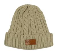 Světlebéžová vzorovaná pletená čepice s nášivkou 