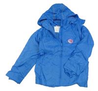 Modrá šusťáková jarní bunda s nášivkou a kapucí X-mail 