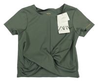 Nové - Khaki sportovní crop tričko s uzlem Zara