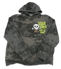 Tmavošedá batikovaná mikina s lebkou a kapucí C&A