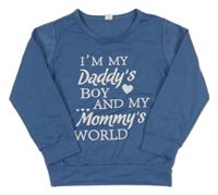 Modrá mikina s nápisem 