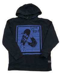 Černá mikina se skejťákem a kapucí George