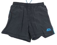 Černé plážové kraťasy s logem Slazenger
