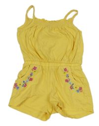 Žlutý kraťasový overal s výšivkami květů F&F