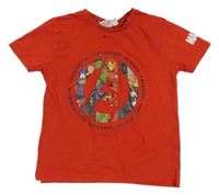 Červené tričko se superhrdiny Marvel