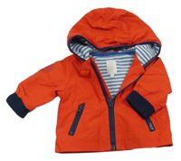 Červeno-tmavomodrá šusťáková jarní bunda s nášivkou a kapucí JASPER CONRAN