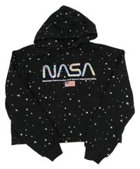 Černá crop mikina s 3D logem NASA a kapucí C&A