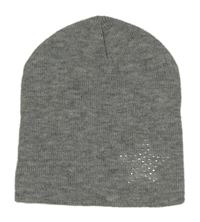 Šedá čepice s kamínky 